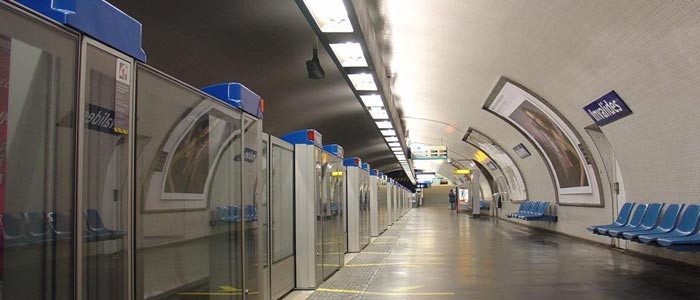 gilgen-adp_psd-h_Paris-Line-1_Invalides_700x300.jpg